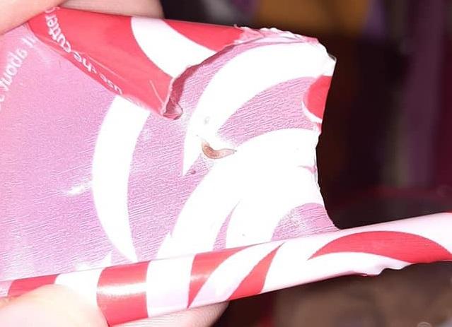 Đà Nẵng: Khách tố ly trà sữa có giòi liền bị nhiều người lạ đe dọa