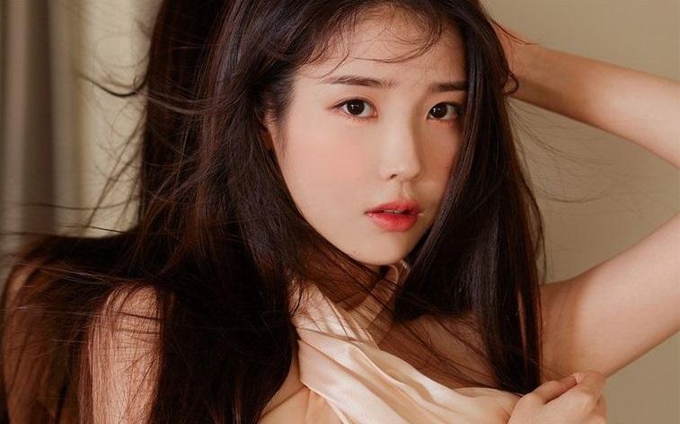 Sở hữu khối tài sản 28 triệu USD, IU vẫn ở trong căn phòng giản dị đến khó tin