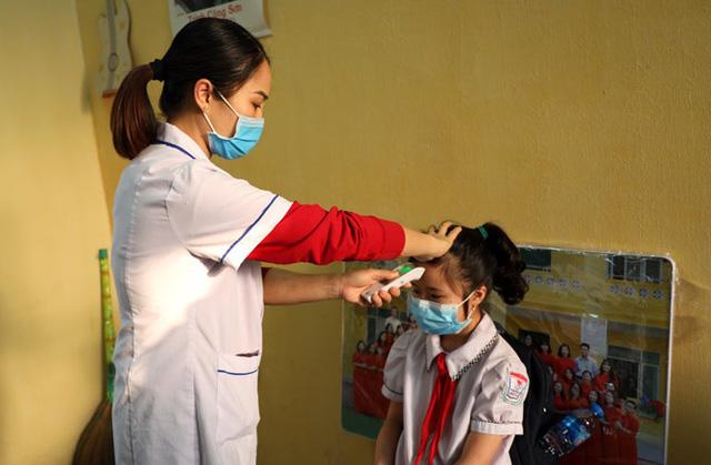 Thông tin mới nhất về lịch đi học lại của học sinh, sinh viên Hà Nội