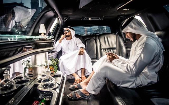 Ai nói nhiều tiền là sướng, tỷ phú còn phải thuê bác sĩ tâm lý để chữa bệnh "nhà giàu" đây này