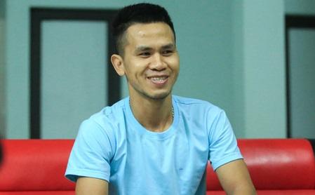 Anh shipper cứu bé gái rơi từ tầng 12 chung cư ở Hà Nội nói về cách sống