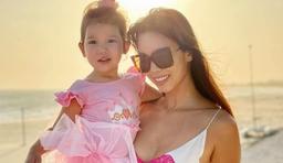 Siêu mẫu Hà Anh khuyên anh Nguyễn Ngọc Mạnh "hãy cứ nhận tiền hảo tâm"