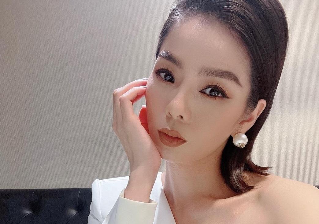 Lệ Quyên thông báo sẽ quay lại biểu diễn tại phòng trà của chồng cũ Đức Huy