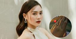 Ninh Dương Lan Ngọc bất ngờ khoe được cầu hôn với nhẫn kim cương "khủng"