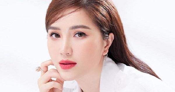 Được chồng chiều như Bảo Thy: Lười bơi vì nước có mùi clo, chồng liền thay ngay nước biển vào bể bơi