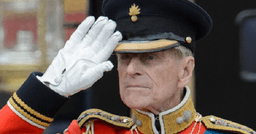 Nữ hoàng Anh đang rất đau buồn, quyết định để tang Hoàng thân Philip 8 ngày