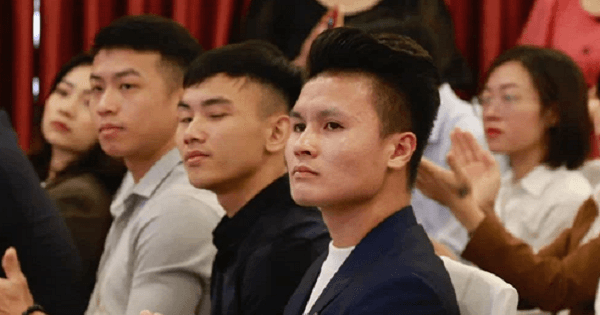 Quang Hải nhập học tại Đại học Quốc gia Hà Nội, chính thức trở thành sinh viên