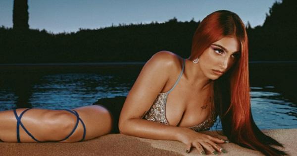 Con gái "Nữ hoàng nhạc pop" Madonna nối gót mẹ đo độ nóng trên bìa tạp chí