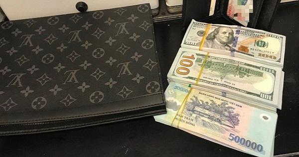 Một hành khách bỏ quên hơn 1 tỷ trên chuyến bay từ Hà Nội tới Đà Nẵng