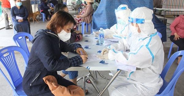 Bộ Y tế tìm người trên xe khách từ Hà Nội tới Hòa Bình liên quan 2 ca Covid-19