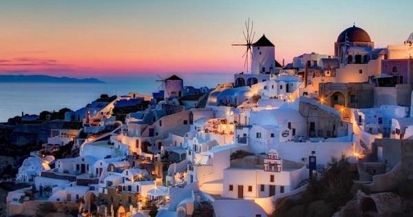 Hy Lạp chính thức mở cửa đón du khách quốc tế từ 15/5