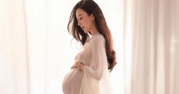 Sau lễ hỏi, Vũ Ngọc Châm khoe bụng bầu hơn 8 tháng