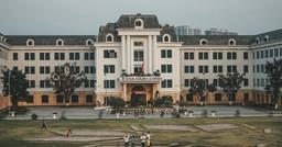 20 điểm khối C nên chọn trường nào ở Hà Nội?