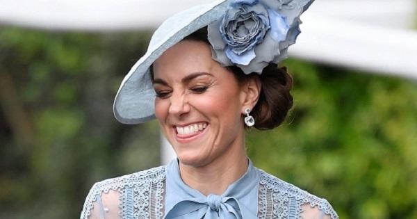 Hoàng tử William tiết lộ cách bà xã Kate giải tỏa căng thẳng