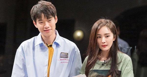 Dương Mịch đã chia tay Nguỵ Đại Huân sau bức ảnh ôm Hứa Khải trên phố?