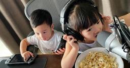 Ông xã Đặng Thu Thảo chia sẻ về dự án mới, nhưng tâm điểm lại thuộc về 2 nhóc tỳ