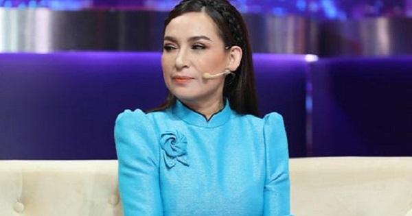 Phi Nhung nhiễm Covid-19 nặng, chuyển vào BV Chợ Rẫy ngay trong đêm