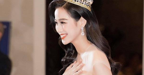 Hoa hậu Đỗ Thị Hà thú nhận không có thu nhập 4 tháng qua, ai có tiền tiêu là rất hạnh phúc