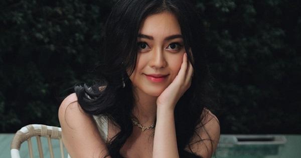 Nhan sắc xinh đẹp, học thức của tiểu thư sinh năm 2000 gia tộc Sơn Kim