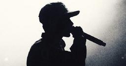 Rộ tin một nam rapper Vbiz trẻ tuổi "ấu dâm" với bé gái 10 tuổi