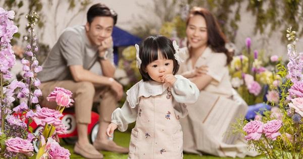 Đàm Thu Trang khoe bộ ảnh gia đình hạnh phúc nhưng không có mặt Subeo