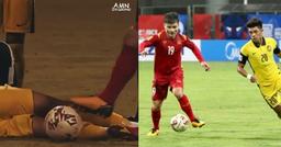 Hành động đẹp của Quang Hải trong trận gặp Malaysia khiến cổ động viên nước bạn trân trọng