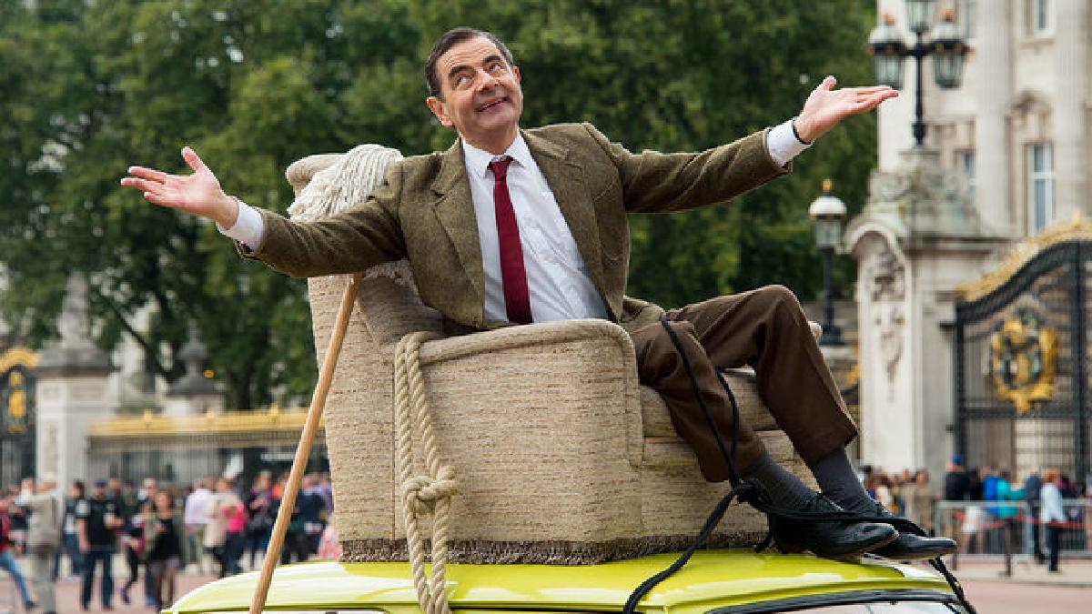 Cuộc sống vương giả của Mr. Bean tuổi 72: Tài sản 3500 tỷ, hạnh phúc bên vợ kém 30 tuổi
