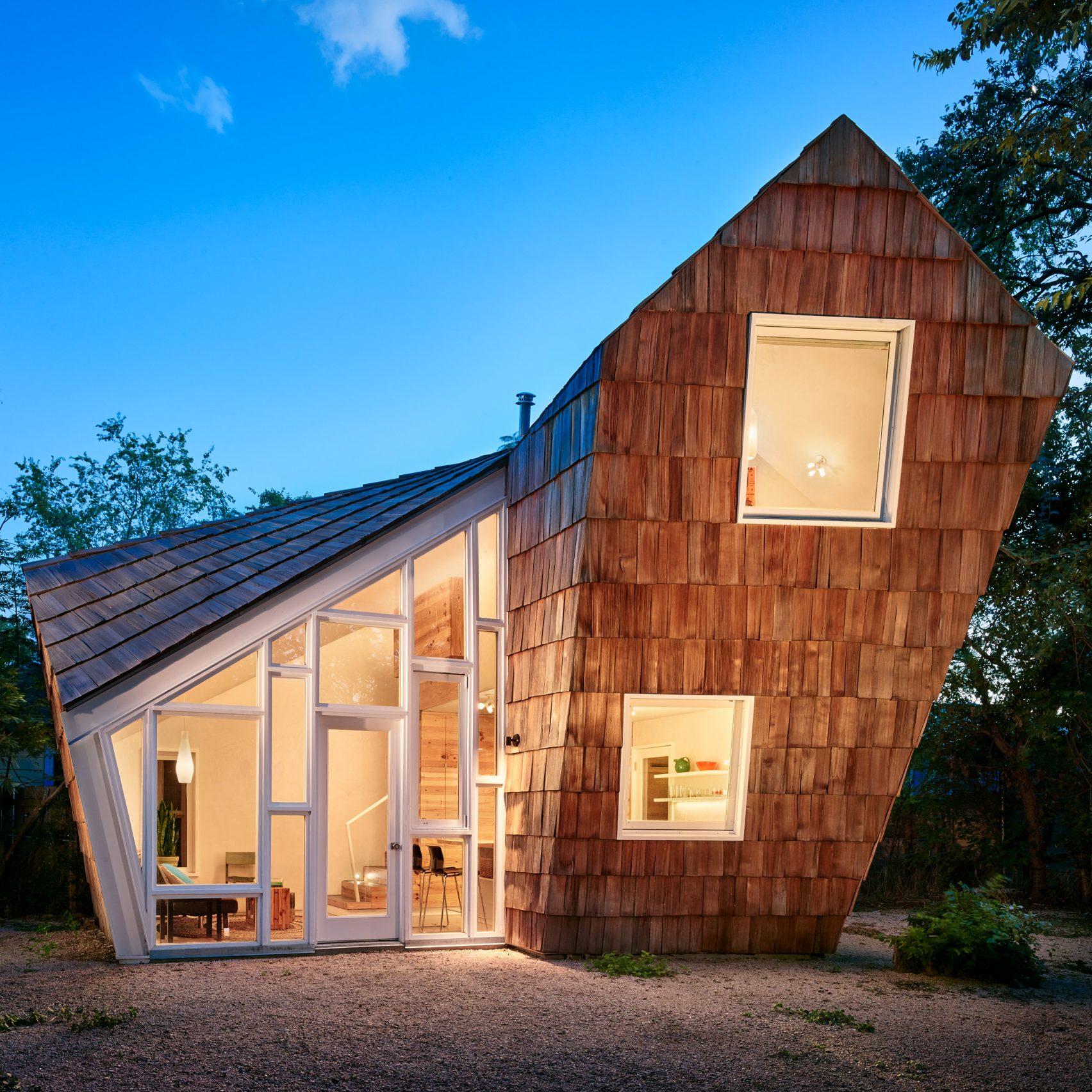 Ấn tượng với ngôi nhà diện tích sàn chỉ 30m² nhưng cực kỳ đẹp mắt