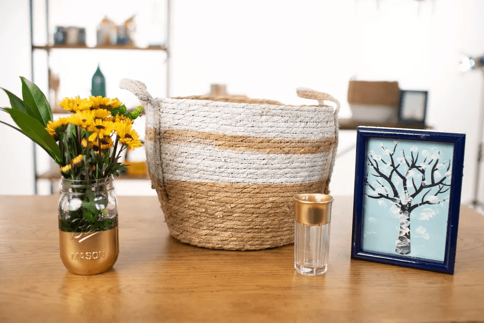 Hướng dẫn cách phun sơn để “thay áo mới” phụ kiện trang trí nhà