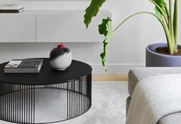 Bàn nước tròn, món nội thất giúp phòng khách mềm mại và thu hút