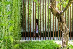 The Drawers House, ngôi nhà tại Vũng Tàu với những "ngăn kéo cảnh quan" rợp bóng cây xanh tuyệt đẹp