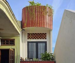 Little Red House, ngôi nhà lưu giữ ký ức được 6 người con “cực phẩm” dành tặng bố mẹ tại Phan Thiết