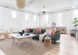 Căn hộ đẹp bất ngờ cải tạo từ nhà máy đóng chai Coca-Cola cũ