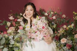 Hé lộ gia thế "khủng" của chồng sắp cưới Á hậu Tường San