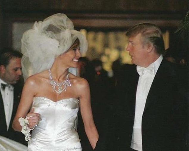 Đám cưới "hoàng gia" của vợ chồng Donald Trump cách đây 15 năm