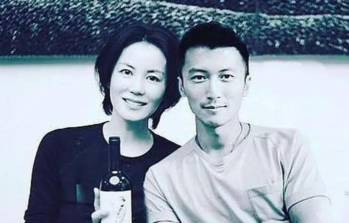 Vương Phi và Tạ Đình Phong không đón năm mới cùng nhau