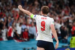 Hình ảnh đầy cảm xúc khi Anh lần đầu lọt vào chung kết EURO còn cổ tích Đan Mạch dừng lại