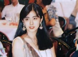 Thời trang Hồng Kông: Vẻ đẹp nhuốm màu hoài cổ