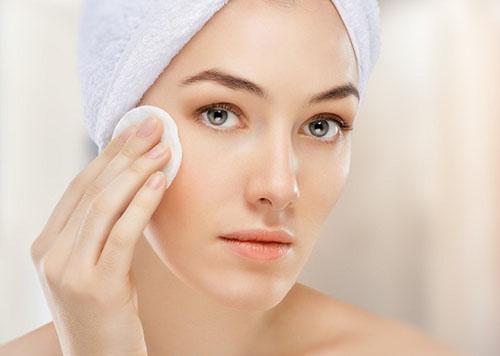 Các bước tẩy trang giúp se khít lỗ chân lông cực hiệu quả cho từng loại da