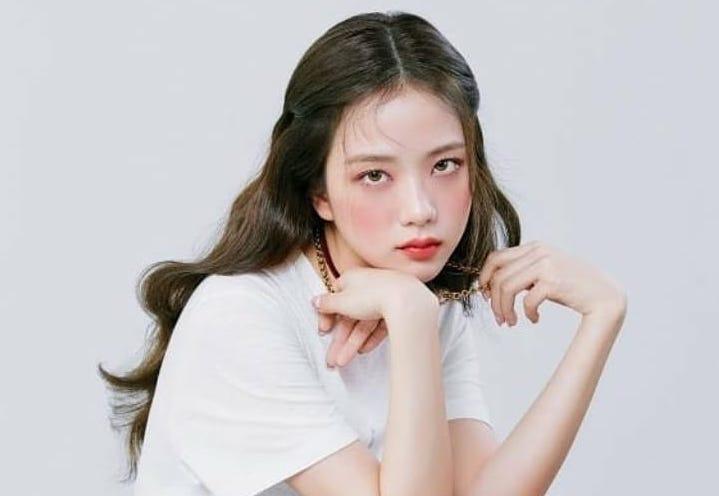 Hướng dẫn make up phong cách của bạn gái quốc dân Jisoo Black Pink