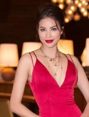 Sát đêm chung kết Hoa hậu Hoàn vũ Việt Nam, Phạm Hương vẫn ở Hải Phòng