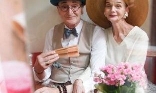 Cặp đôi fashionista cao tuổi phá vỡ định kiến về tuổi tác và thời trang