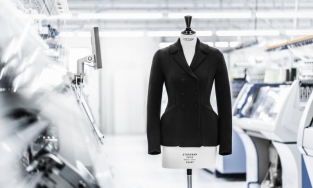 Biểu tượng của Dior: Áo khoác Bar