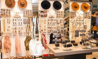 Kinh nghiệm lấy hàng thùng 'xịn' chợ Châu Long – An Giang