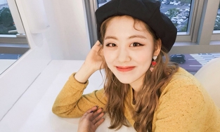 5 kiểu mũ lên hình siêu xinh được sao Hàn yêu thích trong mùa lạnh