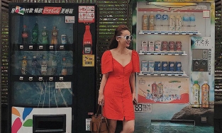 Yến Trang bày chiêu hack dáng hiệu quả cho fangirl 'nấm lùn'