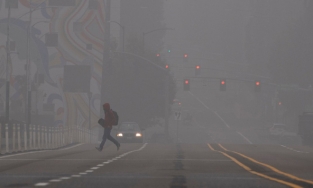 Khói cháy rừng từ Mỹ bay sang tận Châu Âu