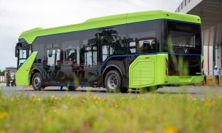 VinFast chính thức chạy thử nghiệm xe buýt điện