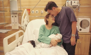 Nhã Phương hạ sinh bé trai