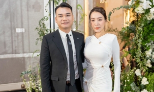 Vợ chồng Khắc Việt dự cưới Doãn Hải My - Văn Hậu